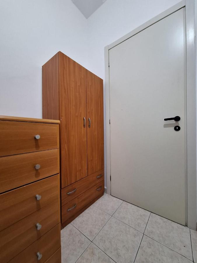 Appartamento La Casa Dei Nonni Malnate Екстериор снимка